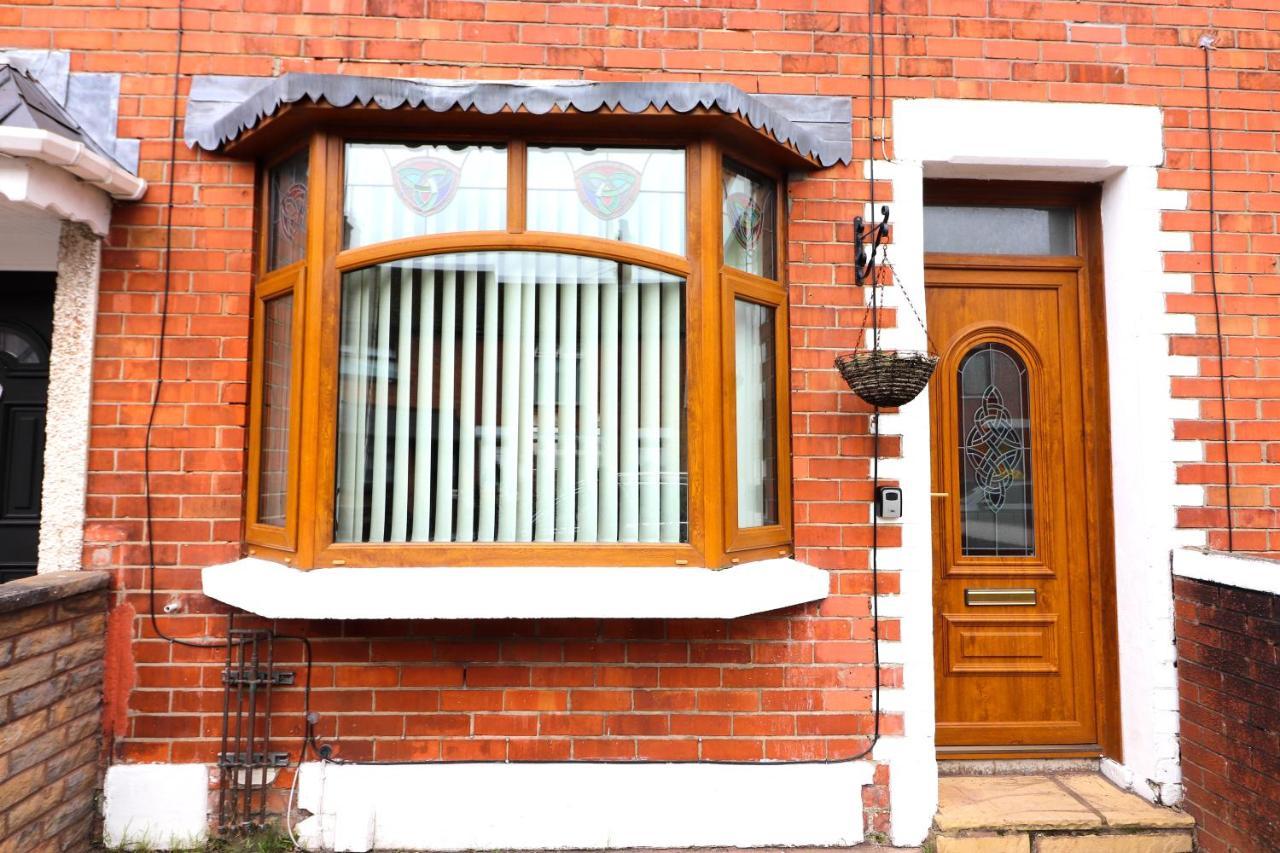 St James'S Rd Belfast Extérieur photo